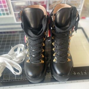 Gucci Black Leather Women's Boots authentic